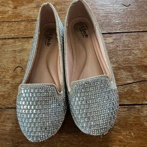 Girl Silver Embellished Flats